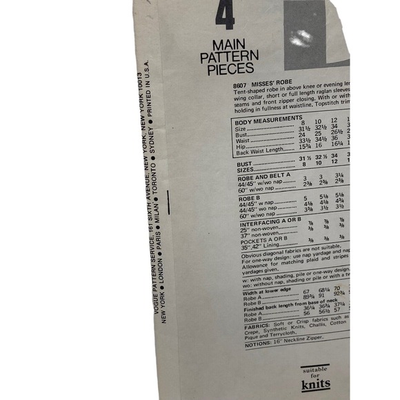 Very Easy Vogue 8607 Misses Tent Shaped Robe Sewing Pattern Size 12 - Picture 3 of 6